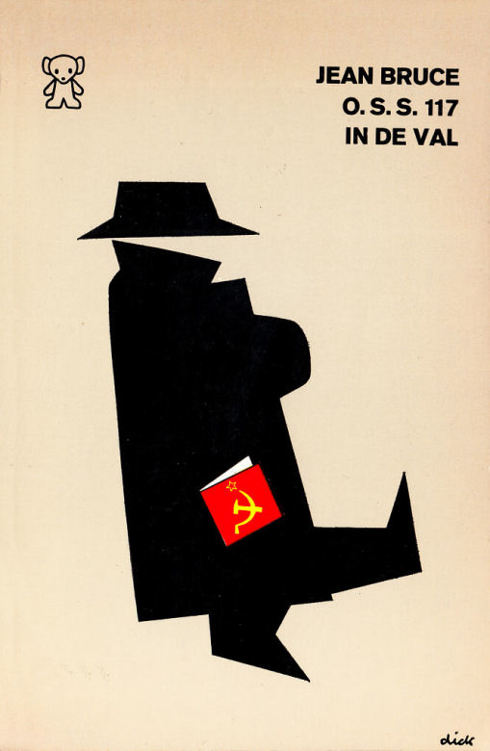 OSS 117 in de val